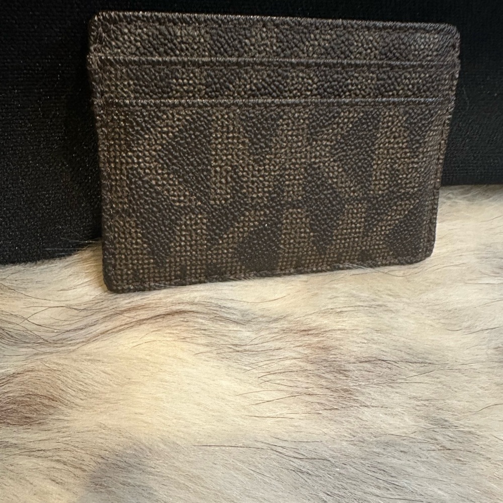 Michael Kors Textured Brown Monogram 5 pocket Card Holder with Gold Logo